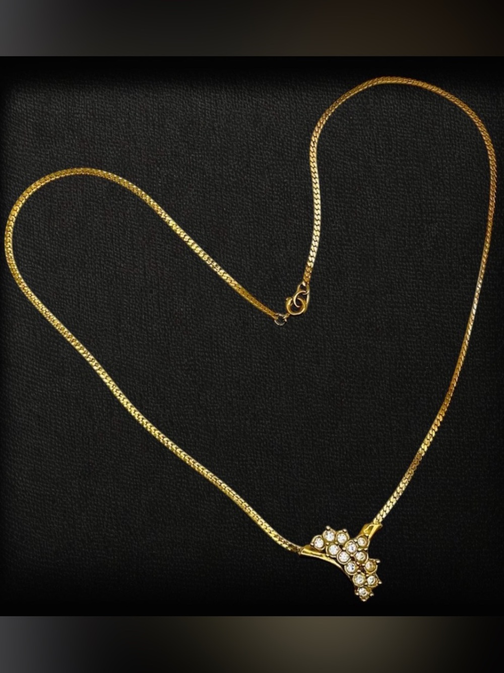Vintage Avon Gold Tone “Queen's Crown” Crystal Statement Pendant Necklace